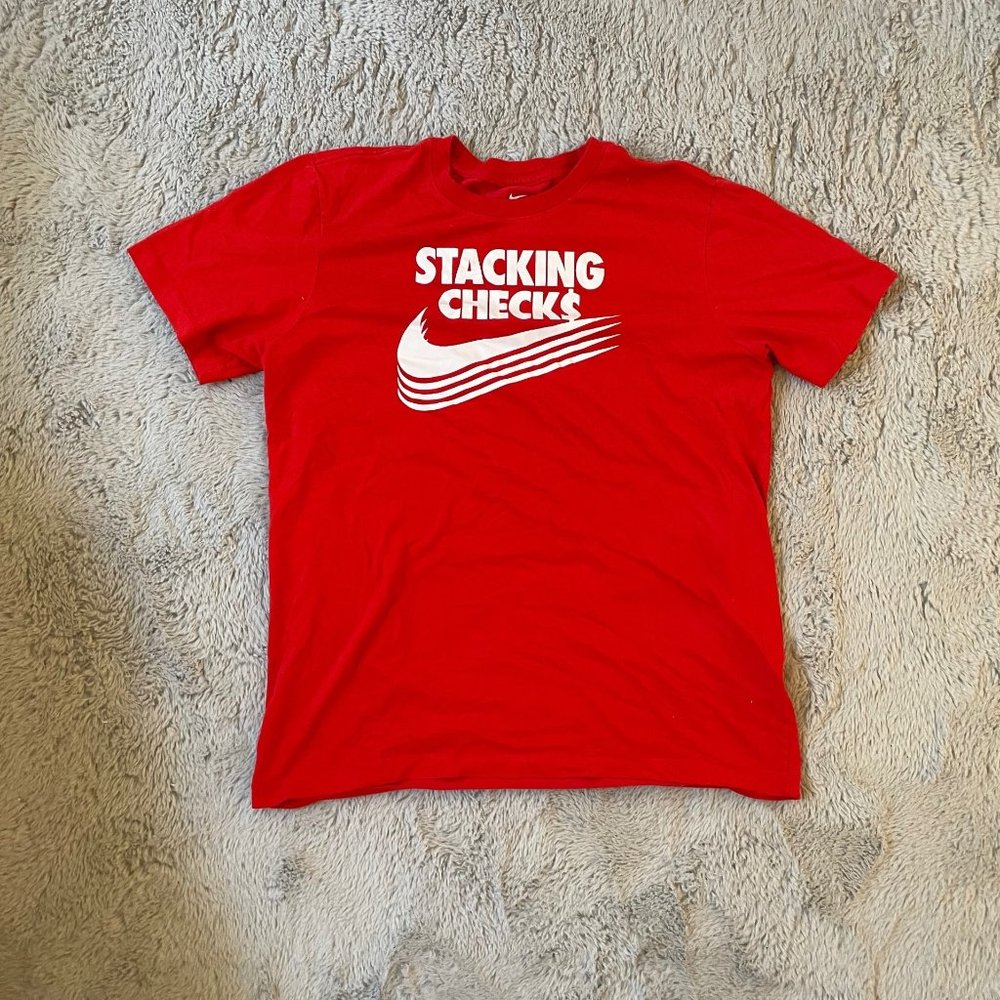 Nike Men's Vintage Graphic T-shirt